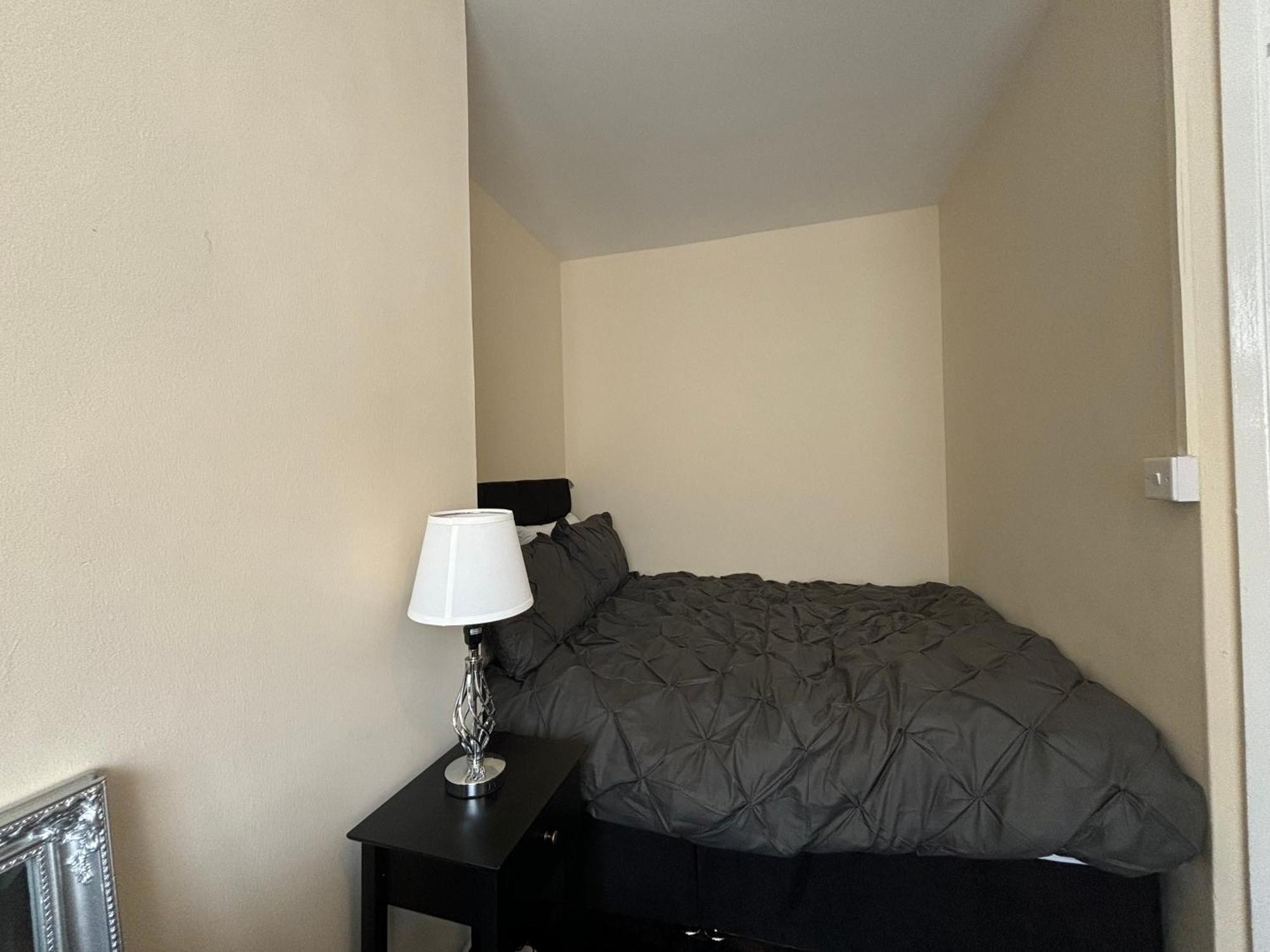 Stylish 1bd Flat Near Iconic Landmarks Apartment *